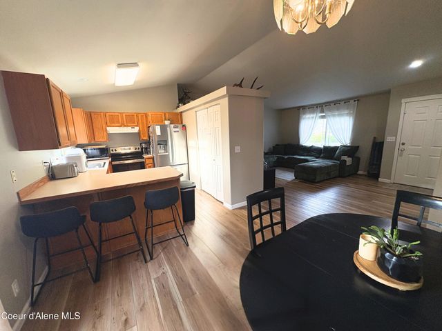 798 E Loch Maree DR, Hayden, ID 83835