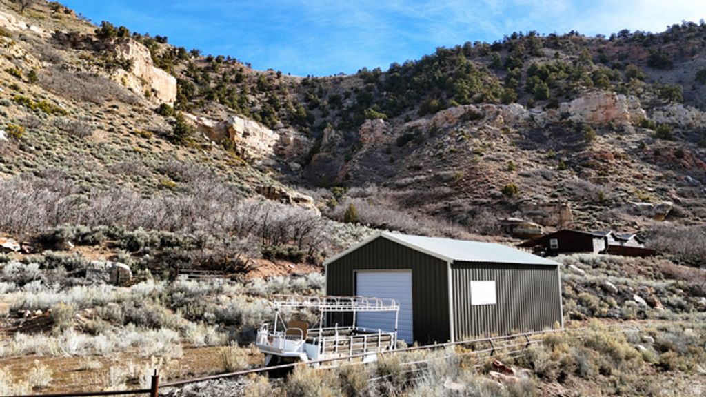 Image 11 of property listing at 7500 SPRING CANYON RD, Helper, UT 84526