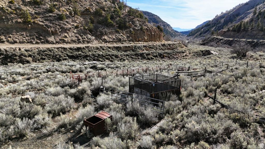Image 21 of property listing at 7500 SPRING CANYON RD, Helper, UT 84526