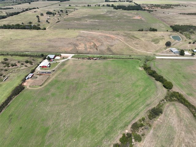 823 County Road 116, Comanche, TX 76442