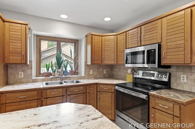 722 Wintersun Place, Park Twp, MI 49424
