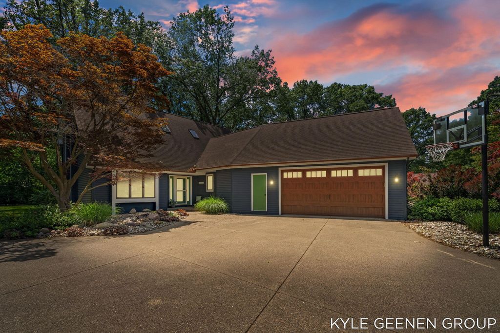 722 Wintersun Place, Park Twp, MI 49424