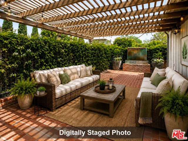 4645 Petit Avenue, Encino, CA 91436