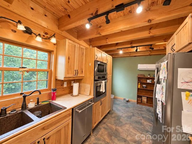 259 Travelers Rest Lane, Rutherfordton, NC 28139