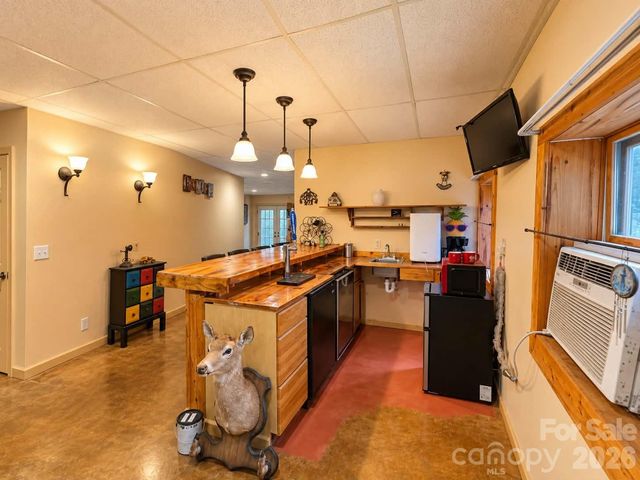 259 Travelers Rest Lane, Rutherfordton, NC 28139