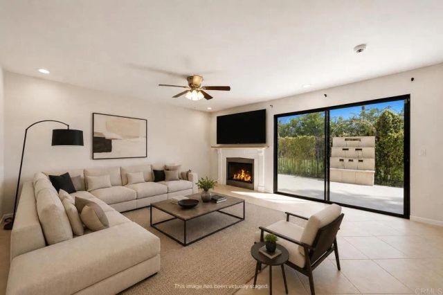 3038 Via Estrada, Carlsbad, CA 92009