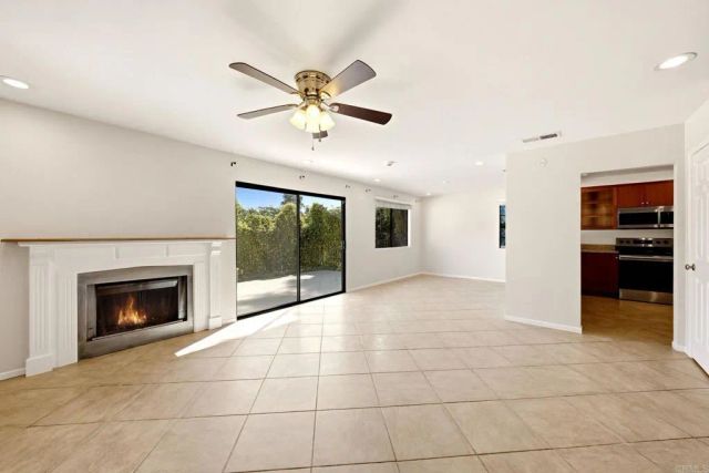 3038 Via Estrada, Carlsbad, CA 92009