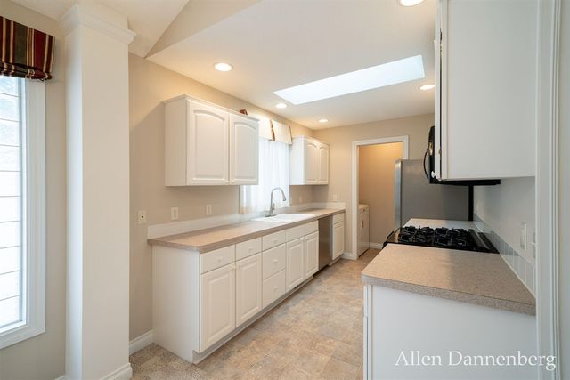 845 Bluff Creek Drive 58, Grand Haven, MI 49417