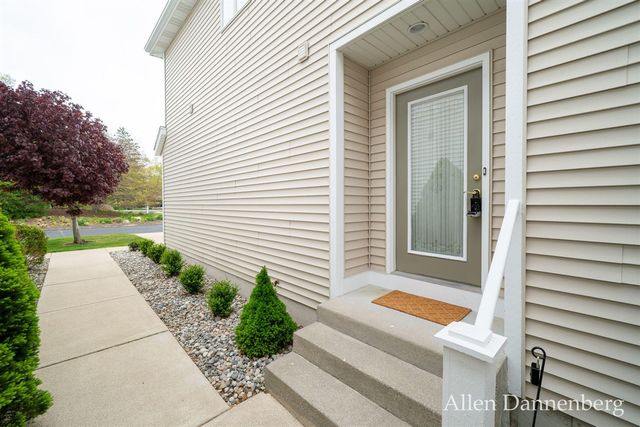 845 Bluff Creek Drive 58, Grand Haven, MI 49417