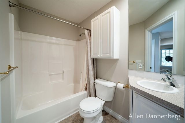 845 Bluff Creek Drive 58, Grand Haven, MI 49417