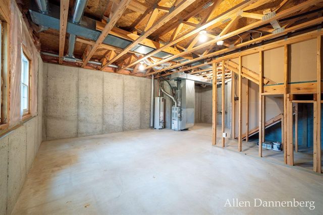 845 Bluff Creek Drive 58, Grand Haven, MI 49417