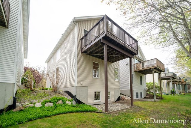 845 Bluff Creek Drive 58, Grand Haven, MI 49417