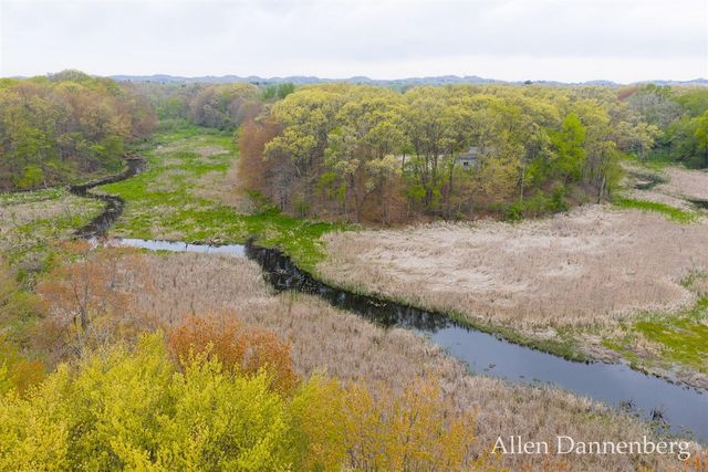 845 Bluff Creek Drive 58, Grand Haven, MI 49417