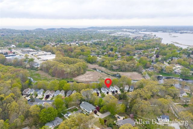 845 Bluff Creek Drive 58, Grand Haven, MI 49417