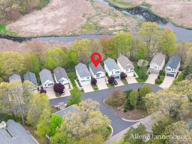 845 Bluff Creek Drive 58, Grand Haven, MI 49417
