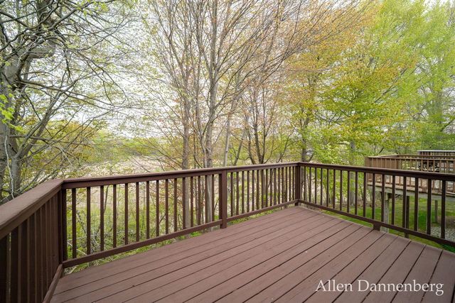 845 Bluff Creek Drive 58, Grand Haven, MI 49417