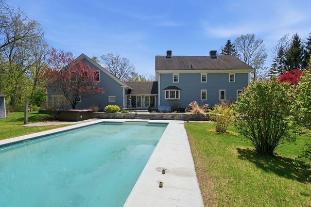 2671 Parade Road, Laconia, NH 03246
