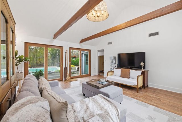 2671 Parade Road, Laconia, NH 03246