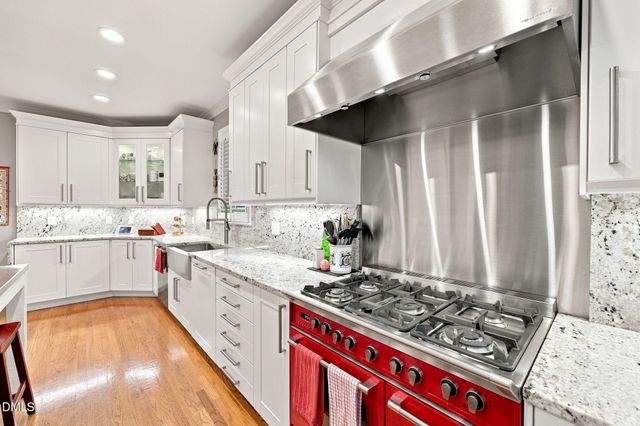 9005 Wildwood Links, Raleigh, NC 27613
