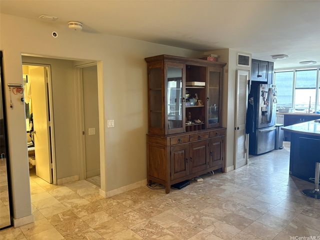 1212 Nuuanu Avenue 3907, Honolulu, HI 96817