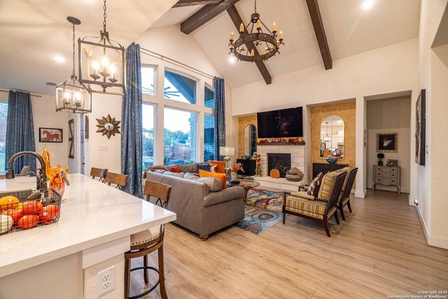 24814 resort, San Antonio, TX 78261