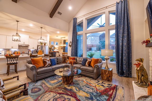 24814 resort, San Antonio, TX 78261