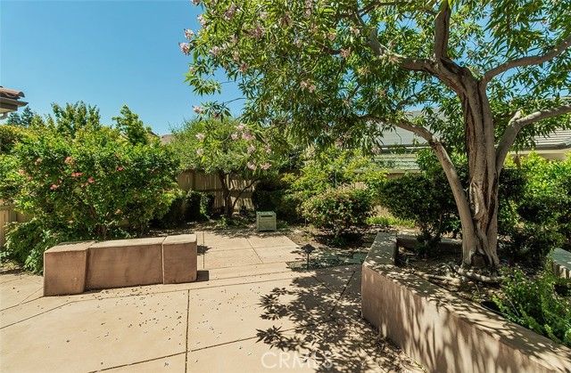 1562 N Empire Lane, Clovis, CA 93619