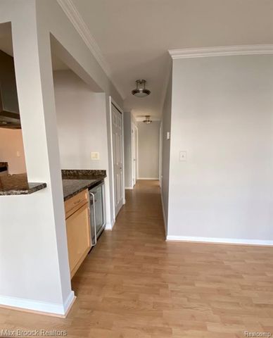 885 N Old Woodward Avenue 1, Birmingham, MI 48009