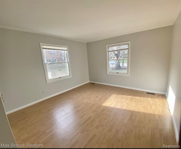 885 N Old Woodward Avenue 1, Birmingham, MI 48009