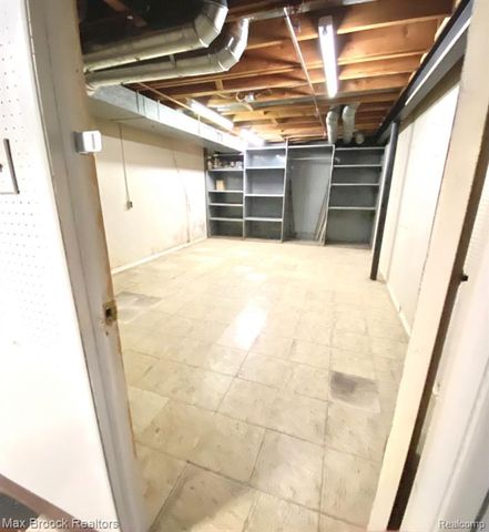 885 N Old Woodward Avenue 1, Birmingham, MI 48009