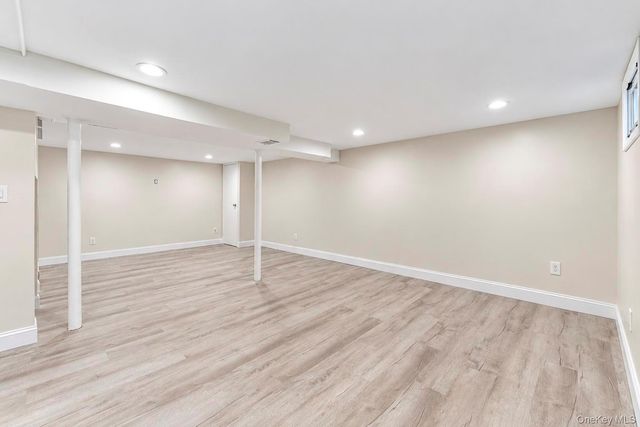 405 17th Street, West Babylon, NY 11704