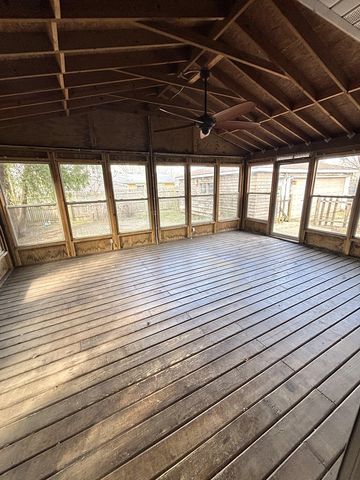 118 Hazard Road, Carpentersville, IL 60110