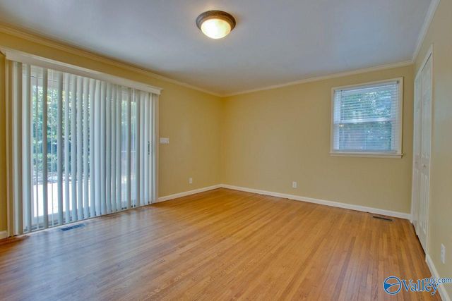 5619 Alta Dena Street, Huntsville, AL 35802