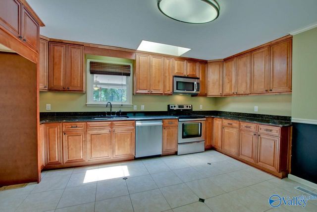 5619 Alta Dena Street, Huntsville, AL 35802