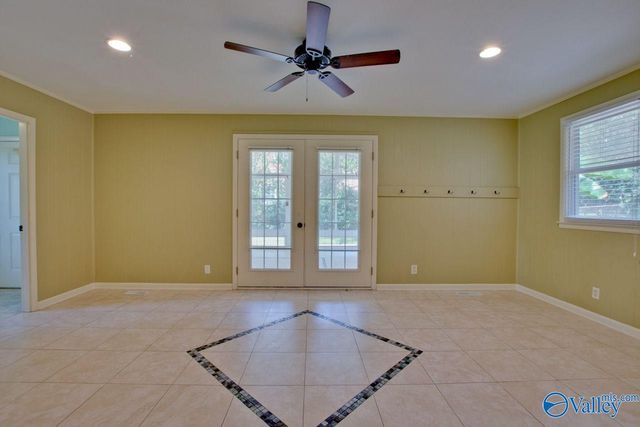 5619 Alta Dena Street, Huntsville, AL 35802