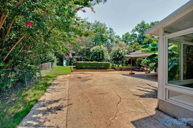 5619 Alta Dena Street, Huntsville, AL 35802