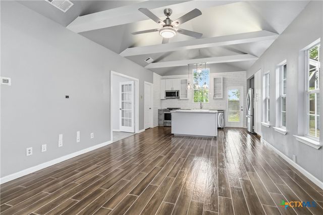594 Kellys Way, New Braunfels, TX 78130