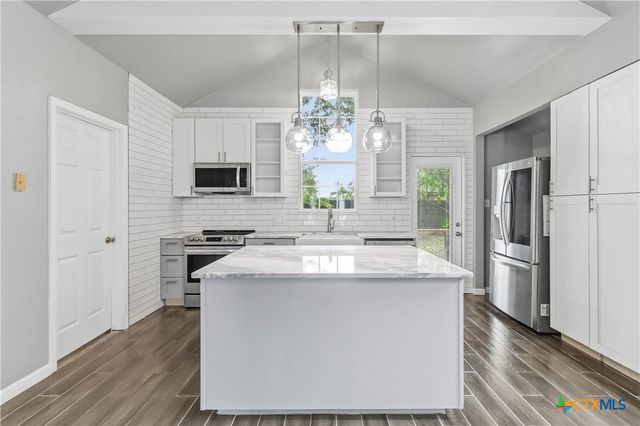 594 Kellys Way, New Braunfels, TX 78130