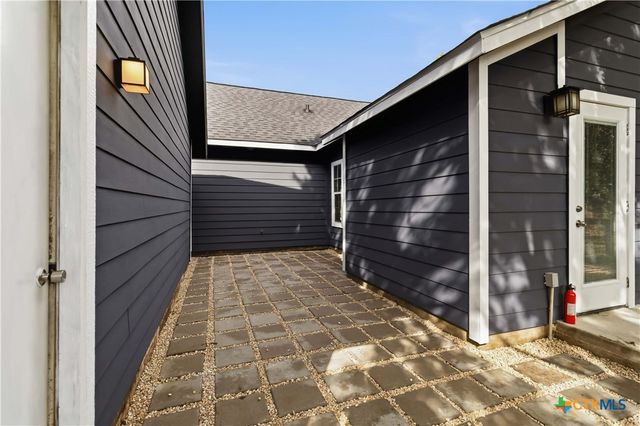 594 Kellys Way, New Braunfels, TX 78130