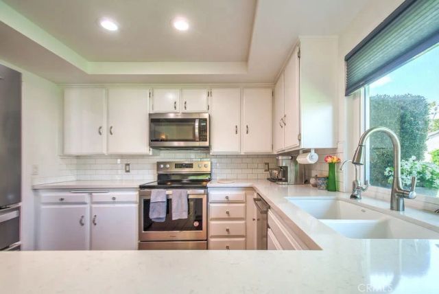 17252 Citron, Irvine, CA 92612