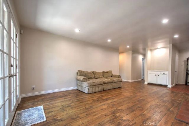 17252 Citron, Irvine, CA 92612
