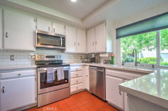 17252 Citron, Irvine, CA 92612