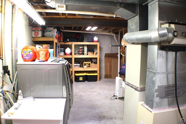 4515 SW Alexander CT, Topeka, KS 66610