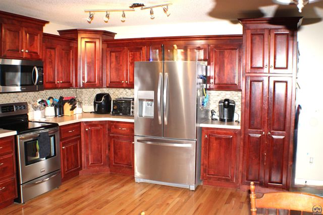 4515 SW Alexander CT, Topeka, KS 66610