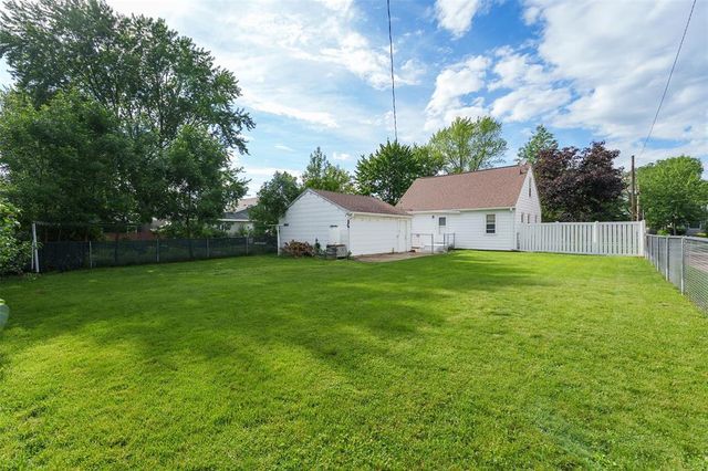 1703 Lyndale Avenue, Eau Claire, WI 54701