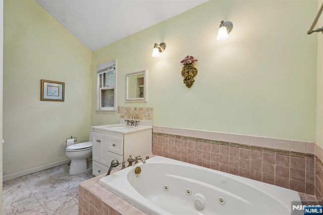 27 Chestnut Avenue, Old Tappan, NJ 07675
