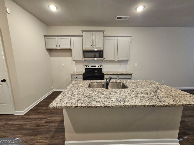 171 White Mountain Pass, Mcdonough, GA 30252