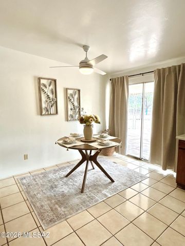 701 W Edgewater Drive, Tucson, AZ 85704