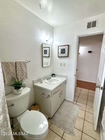 701 W Edgewater Drive, Tucson, AZ 85704