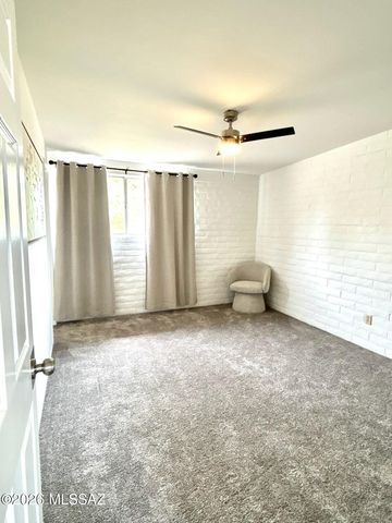 701 W Edgewater Drive, Tucson, AZ 85704